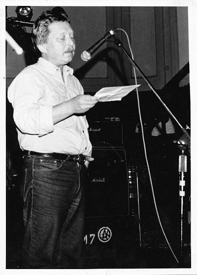 Steffen Mohr am 03.11.1989 in der Michaeliskirche zum Solidaritätskonzert. Foto: Bernd Heinze